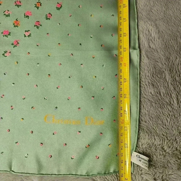 CDior Silk Shawl Scarf - Picture 4 of 14